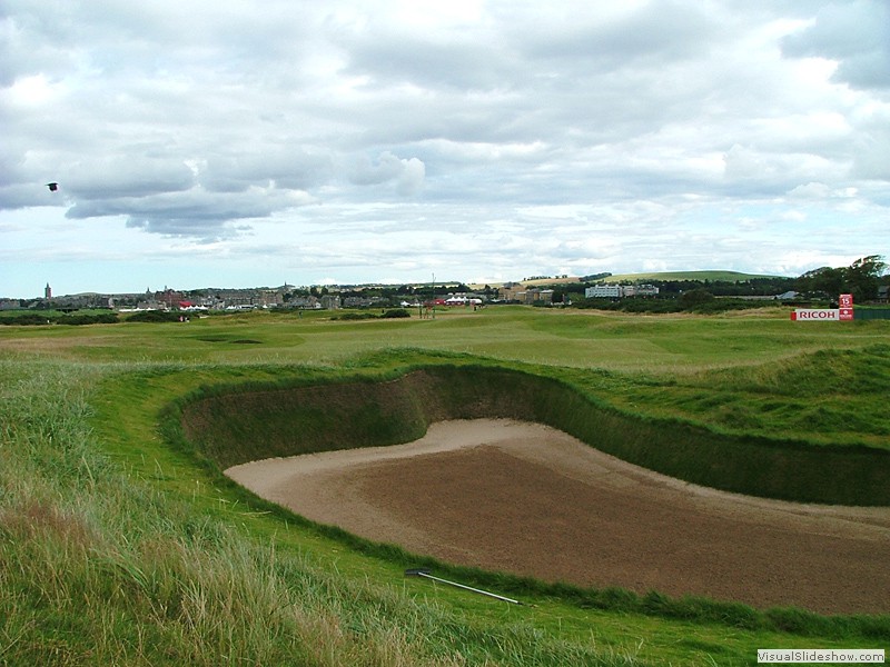 St-Andrews-14thHellBunkerc