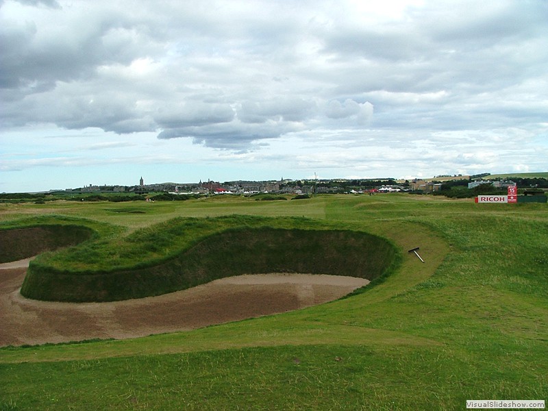 St-Andrews-14thHellBunkerd