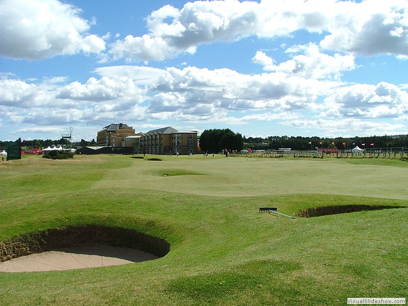 St-Andrews-16th2nd