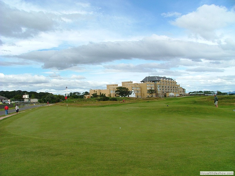 St-Andrews-17thgreen