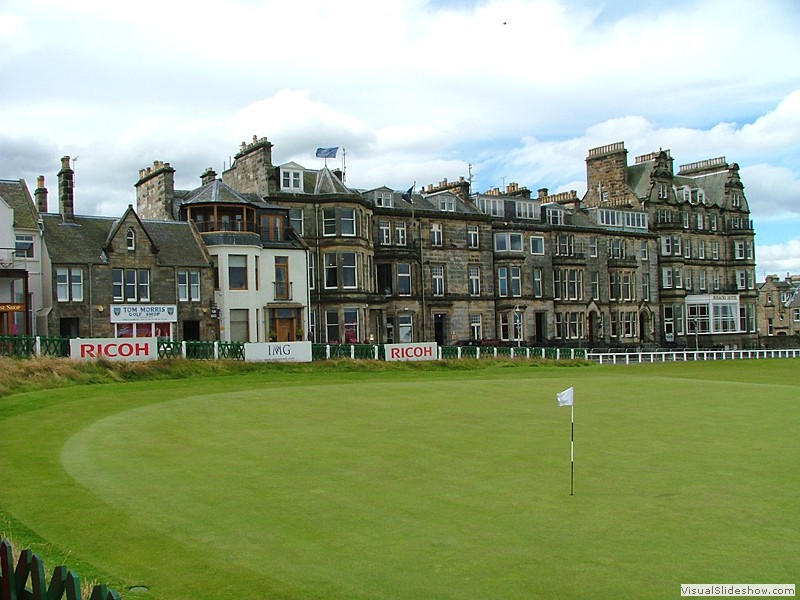 St-Andrews-18thgreenside2
