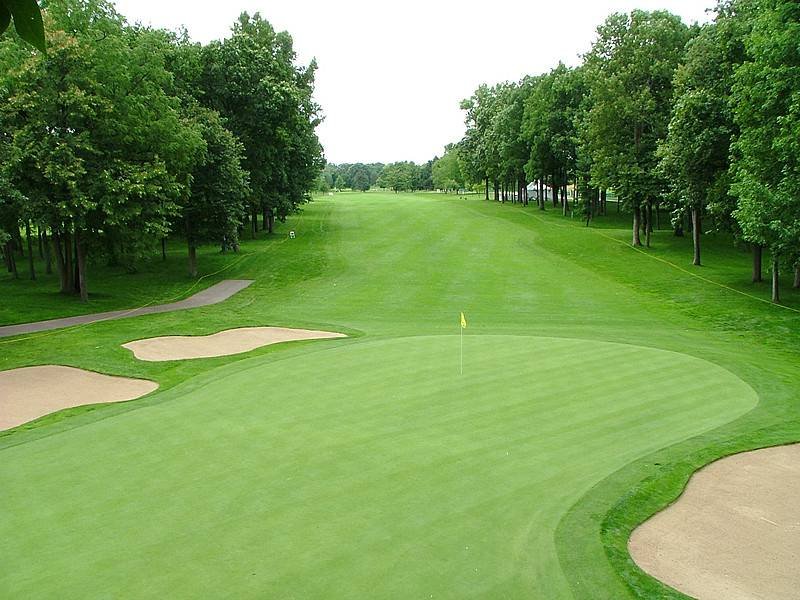 Warwick Hills par-5 16th hole view