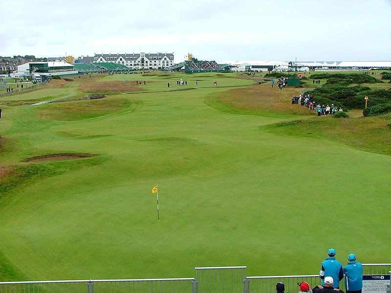 Carnoustie Championship Course hole 17 green