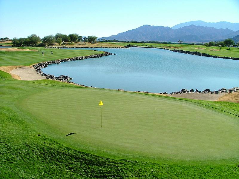 14th hole third shot