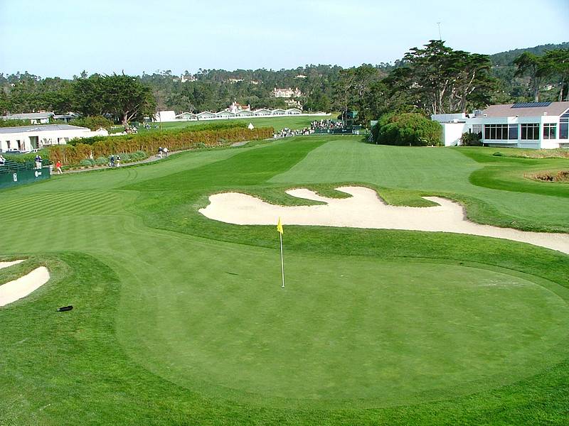 Pebble Beach Hole 17 green