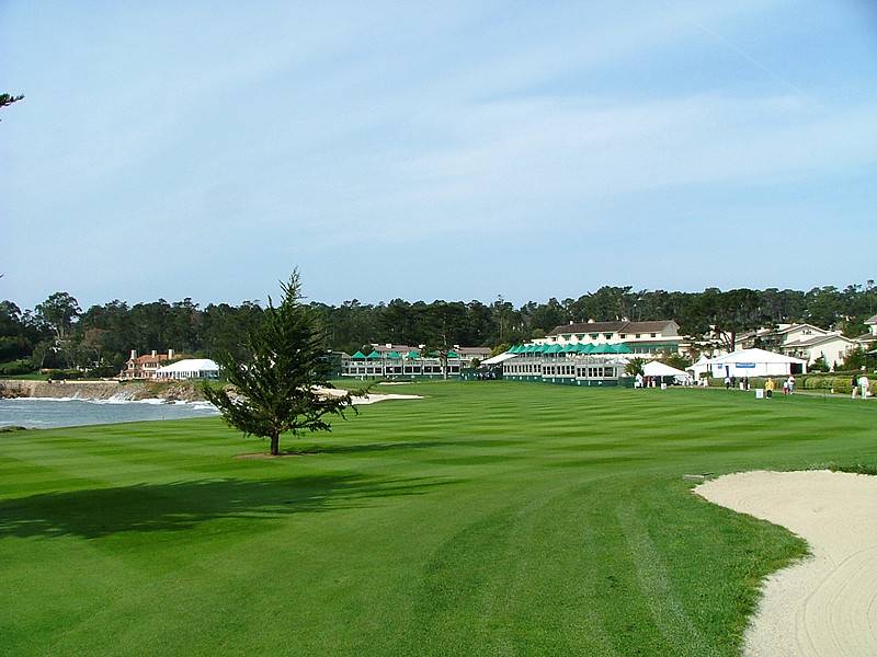 Pebble Beach Hole 18 second shot
