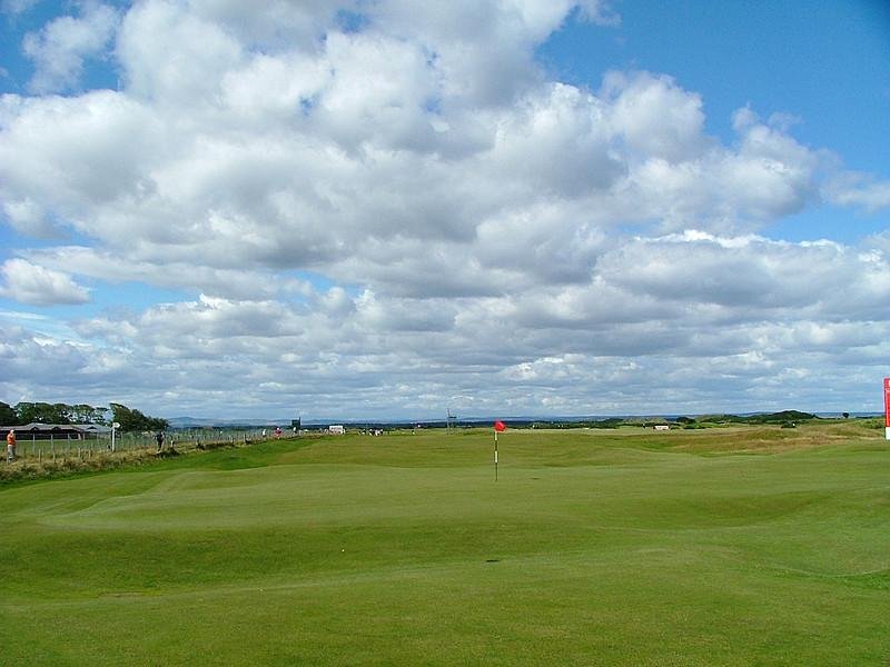Old Course at St Andrews hole 16 green