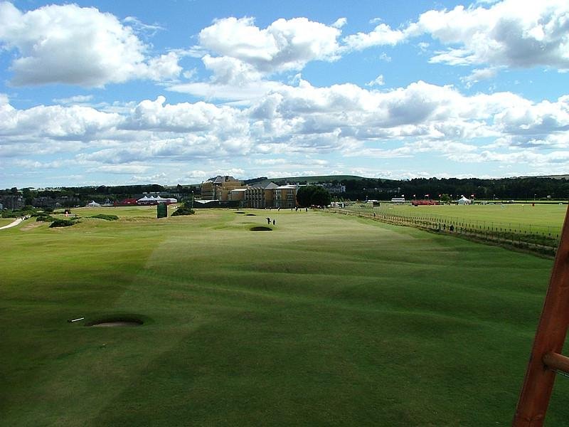 Old Course at St Andrews hole 16 par-4 tee view