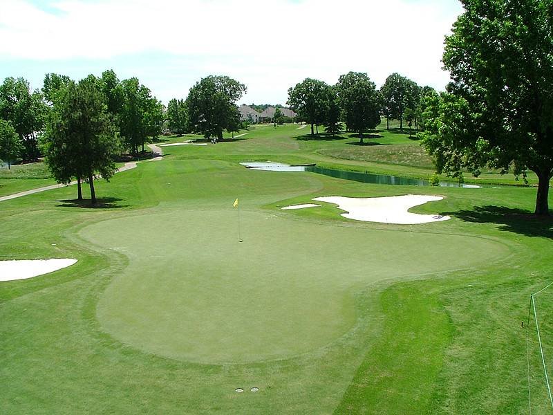 TPC Southwind hole 10 green view