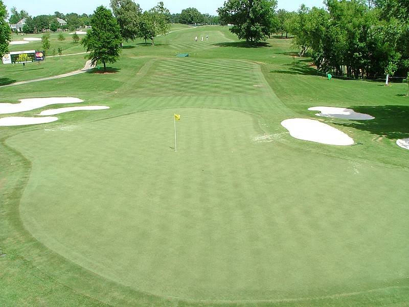 TPC Southwind hole 17 green view